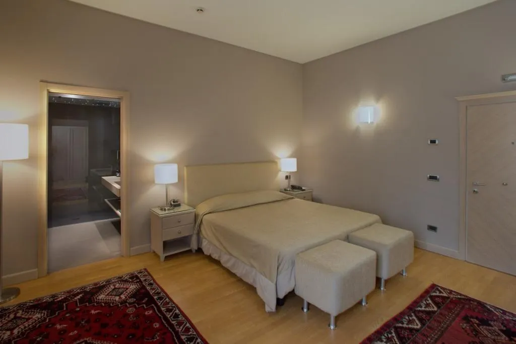 DOUBLE CLASSIC Room, Liassidi Palace, Venice