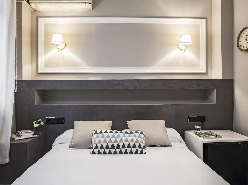 Room, AinB Eixample Muntaner, Barcelona