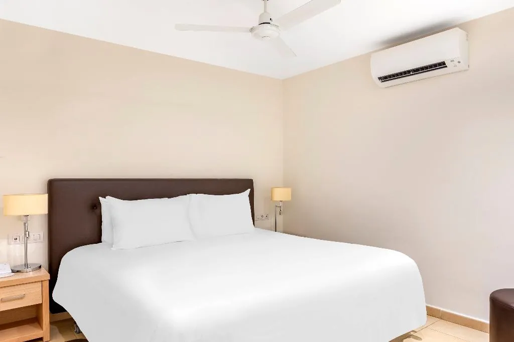 APARTMENT TWO BEDROOMS Room, Hilton Vacation Sunset Harbour Club Tenerife, Tenerife