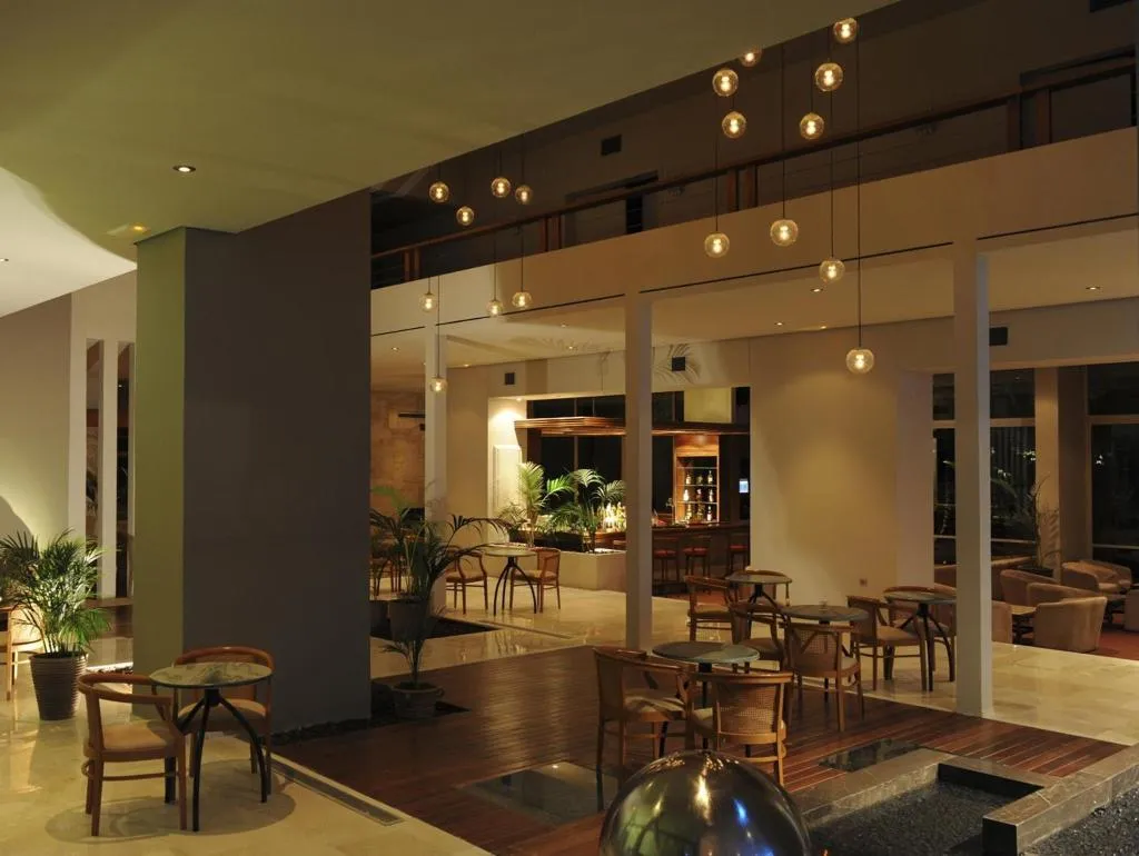 Lobby, King Saron Club Marmara, Athens