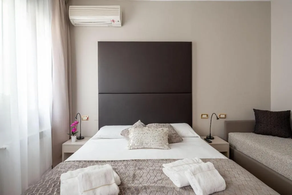 Room, Hotel Herion, Venice