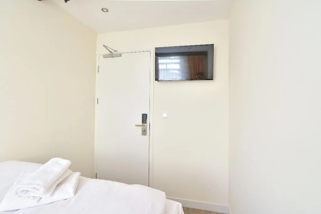 Room, Hotel La Belle Vue, Amsterdam