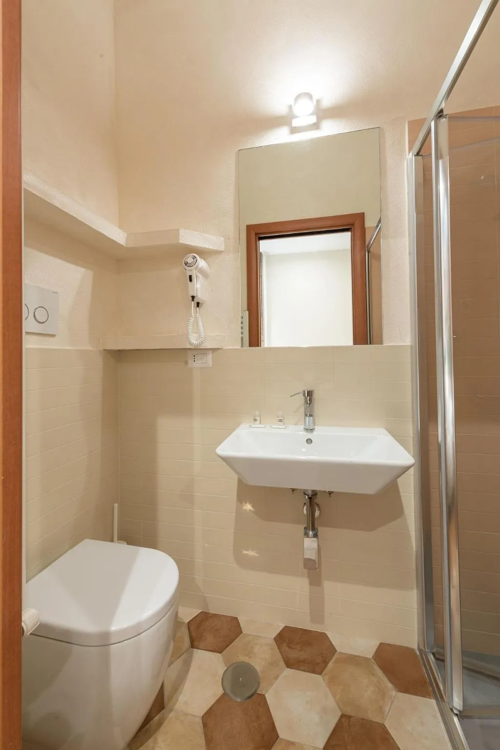 Room, Top Floor Colosseo, Naples