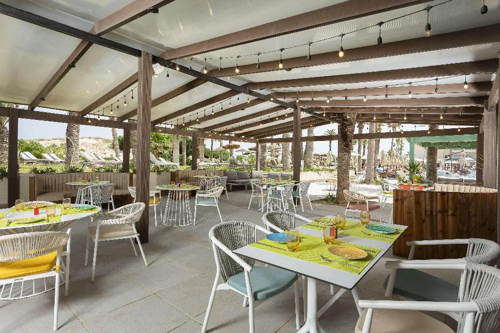 Restaurant, Hilton Skanes Monastir Beach Resort, Tunisia