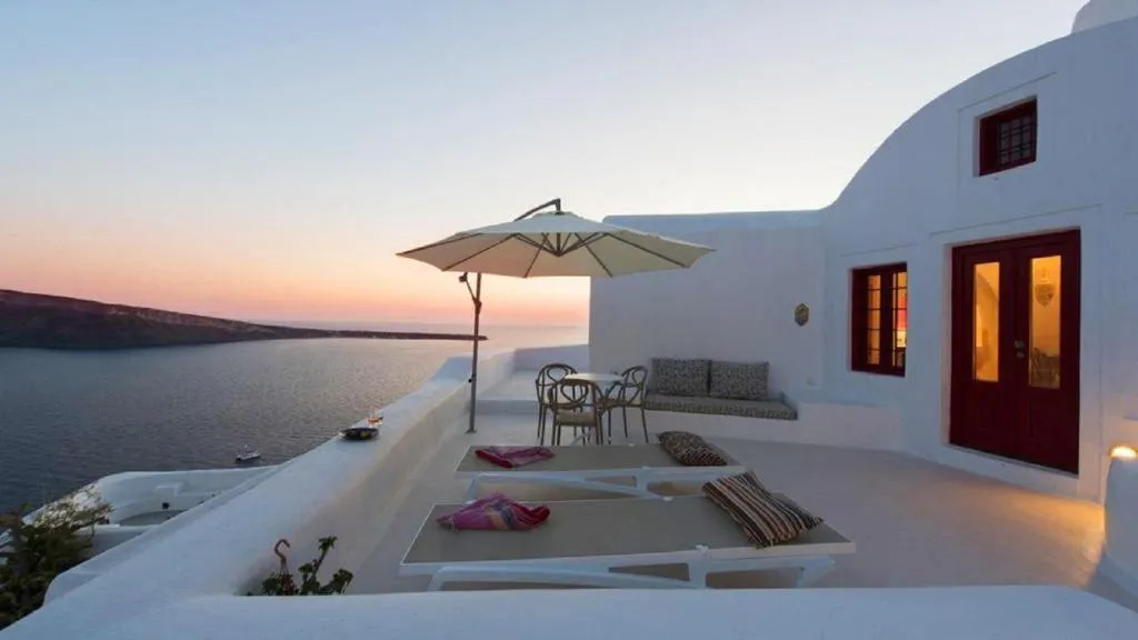 Room, The Architect's Cave House, Santorini