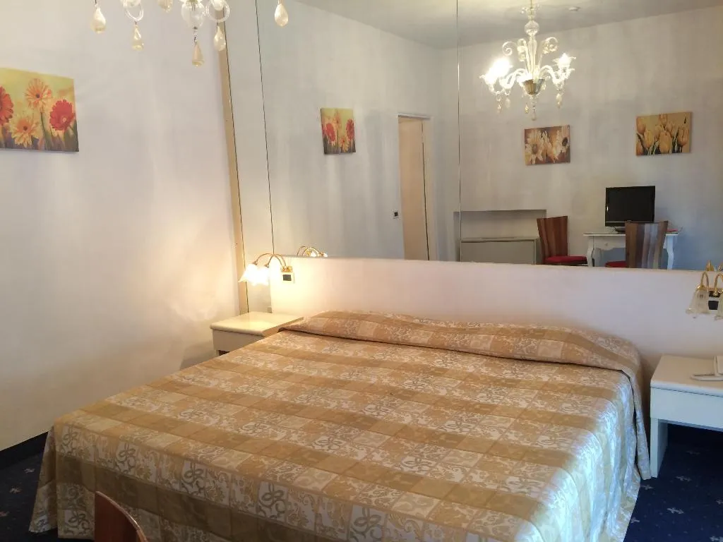 DOUBLE CLASSIC Room, La Meridiana, Venice
