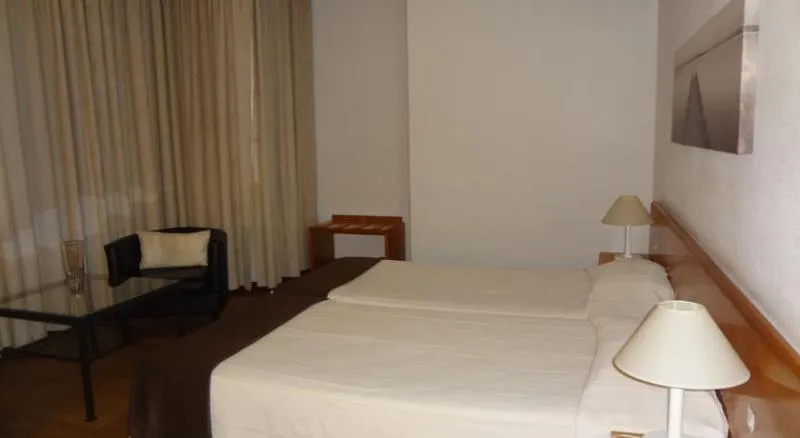 QUADRUPLE STANDARD Room, Windsor, Madeira