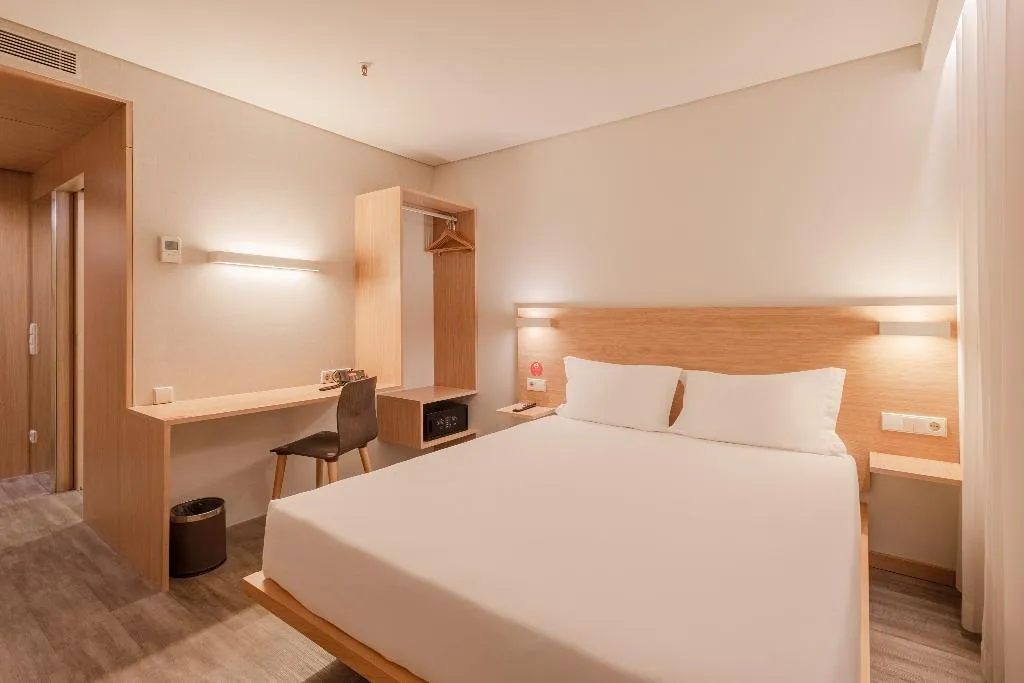 DOUBLE STANDARD Room, Moov Hotel Porto Norte, Porto