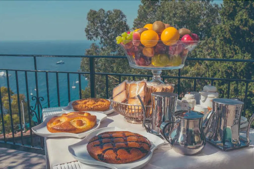 Sports and Entertainment, Meridiana, Taormina
