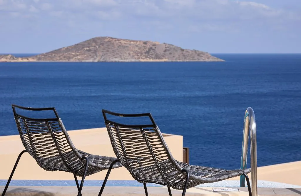 BUNGALOW DELUXE Room, Aquila Elounda Village Resort, suites & spa, Crete