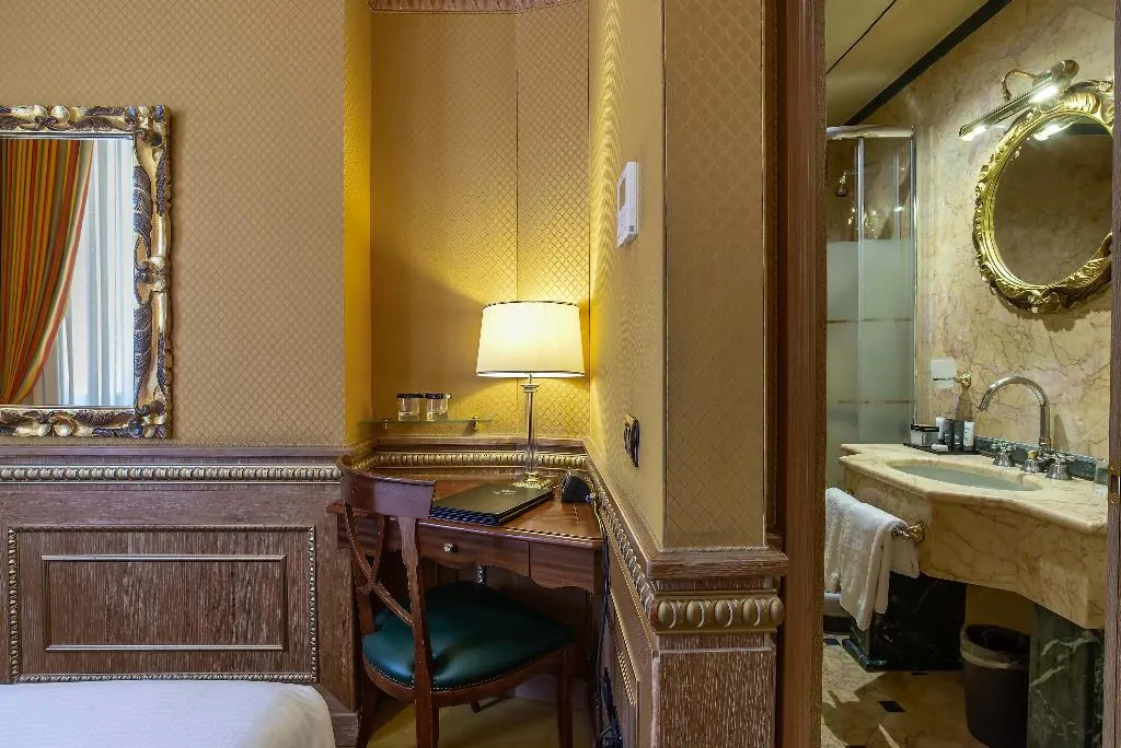 DOUBLE SINGLE USE CLASSIC Room, River Palace Hotel, Rome