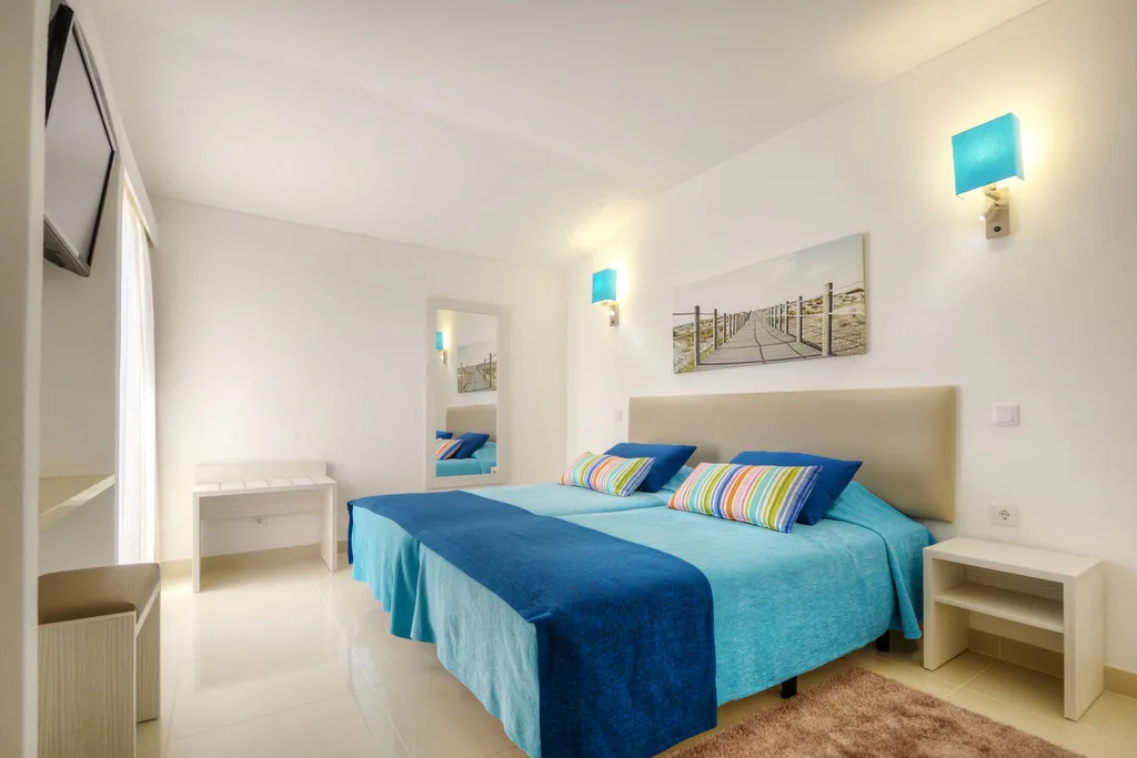 APARTMENT DELUXE OCEAN VIEW ONE BEDROOM Room, 3HB Golden Beach, Algarve