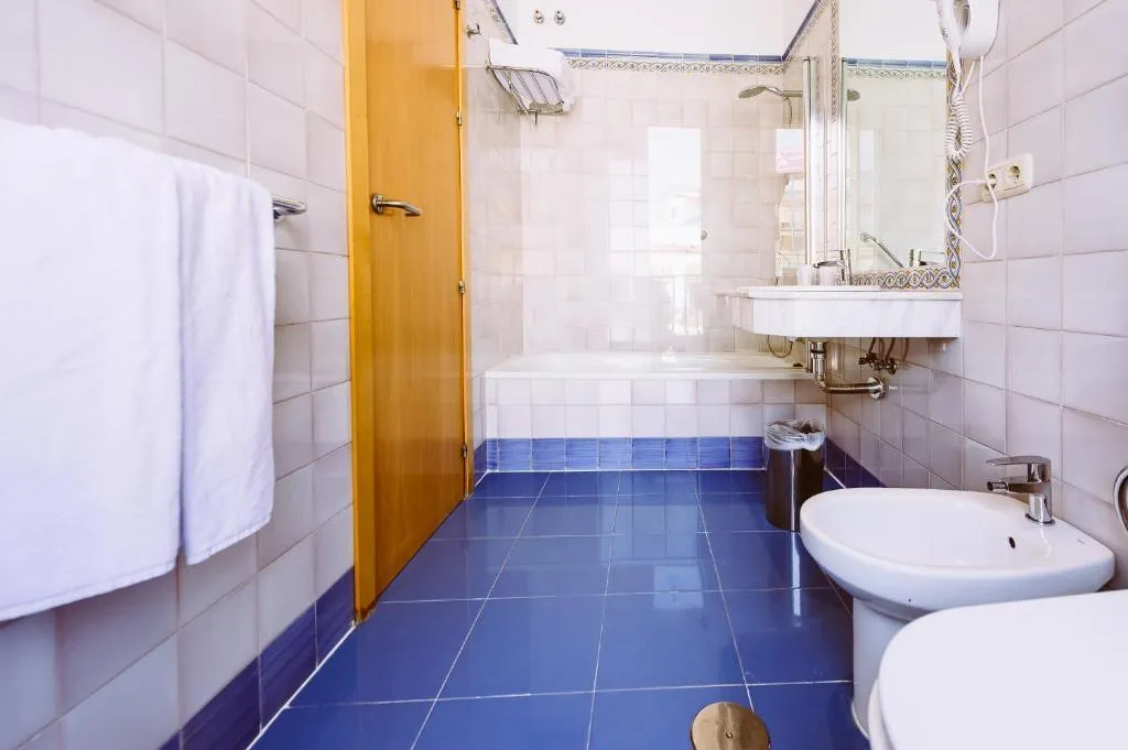 DOUBLE STANDARD Room, Basic  Hotel Doña Manuela, Seville