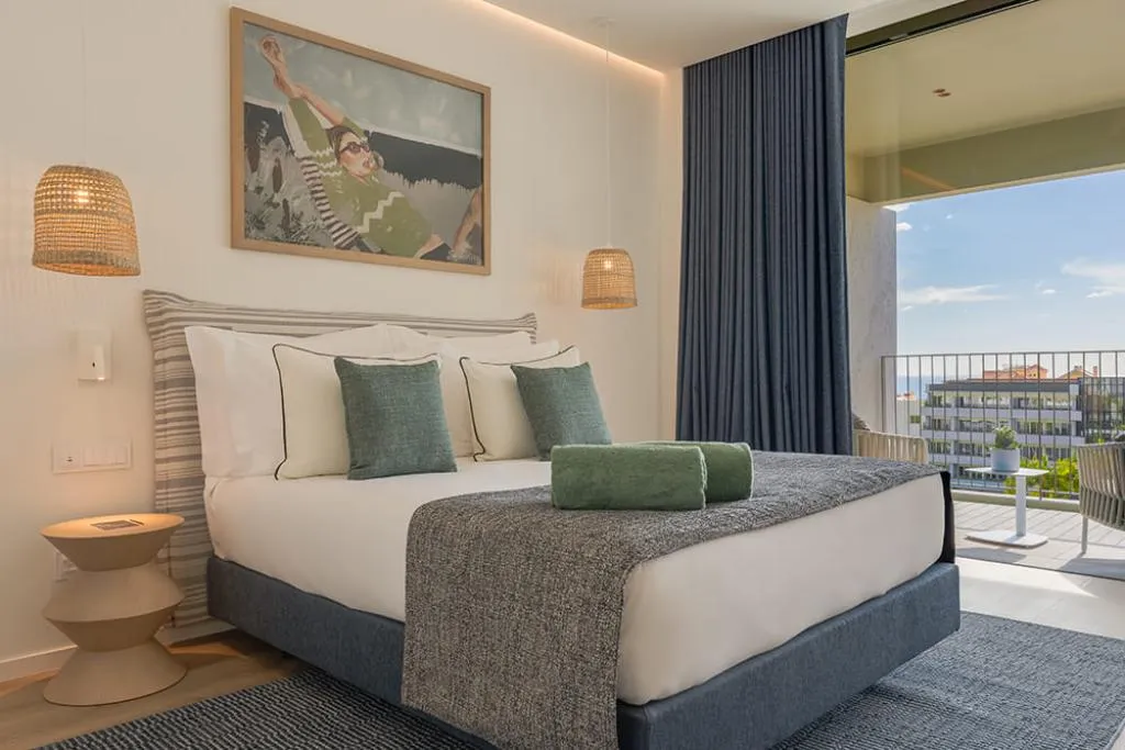 DOUBLE STANDARD Room, The Editory Ocean Way Funchal, Madeira