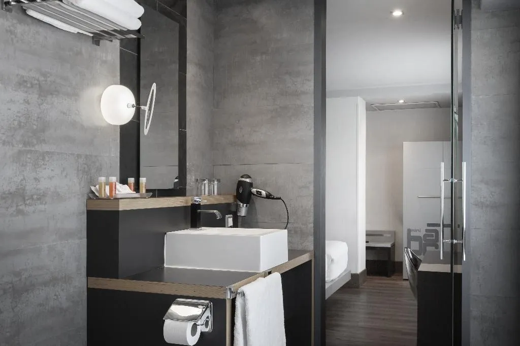 DOUBLE SUPERIOR WITH VIEWS Room, Petit Palace Plaza Mayor, Madrid
