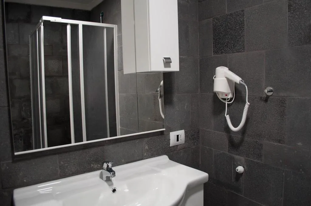 Room, Hotel Neronensis, Naples