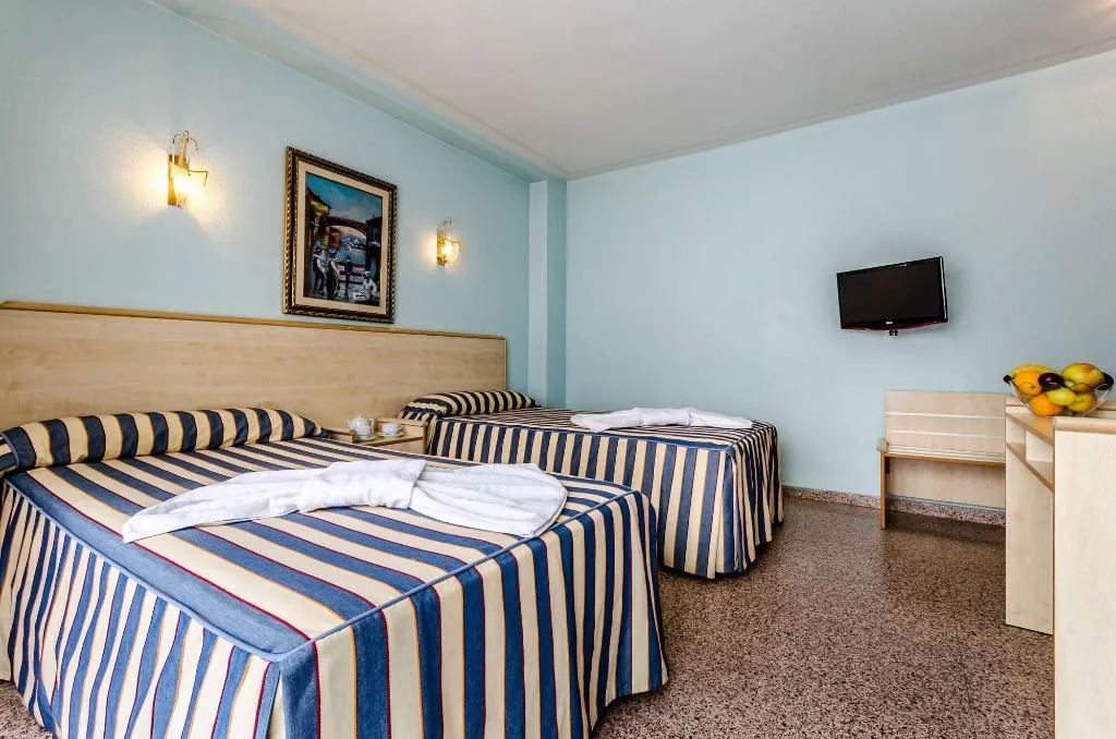 Room, Hotel Mediterraneo, Costa Blanca