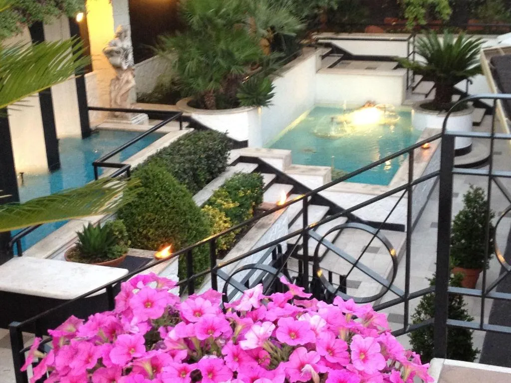 Pool, Belsito Nola, Naples