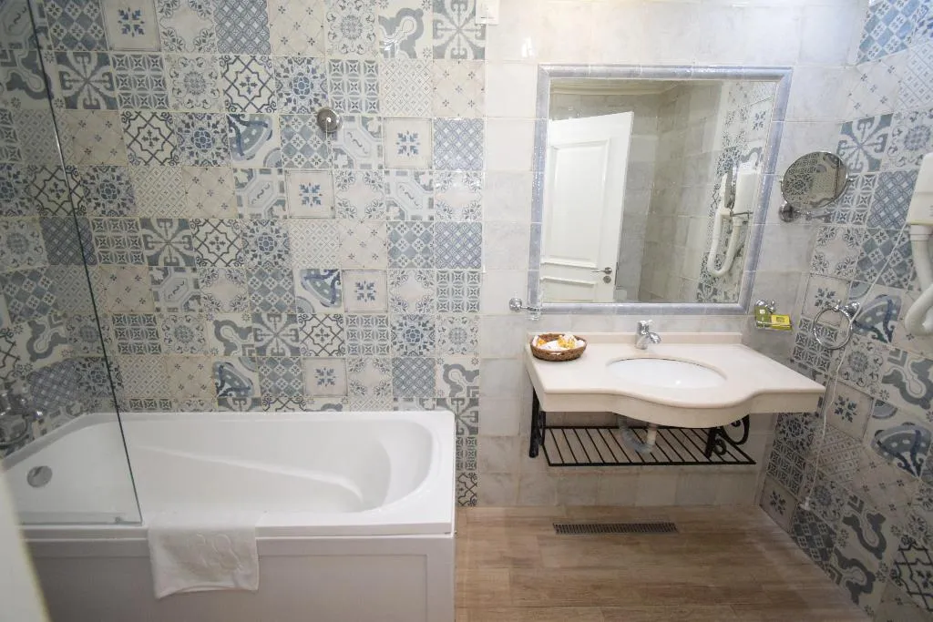 APARTMENT TWO BEDROOMS ONE BATHROOM Room, Therma Palace, Varna