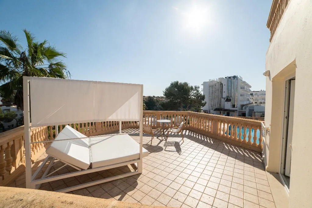 STUDIO PREMIUM Room, Azul Playa Apartments, Majorca