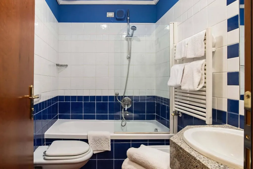 SINGLE STANDARD Room, Porta Faenza, Florence