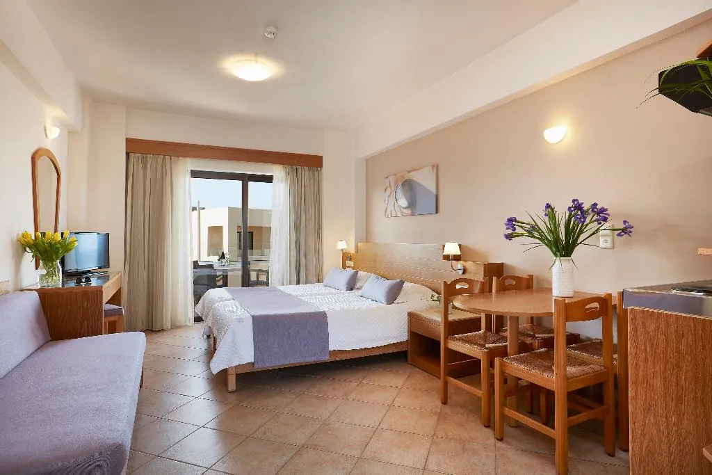 STUDIO STANDARD Room, Blue Dome, Crete