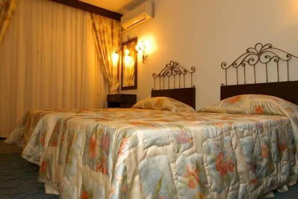 Room, Santa Family Club Hotel, Izmir