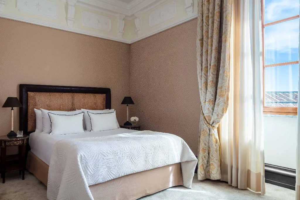 DOUBLE DELUXE Room, Anantara Palazzo Naiadi Rome Hotel, Rome