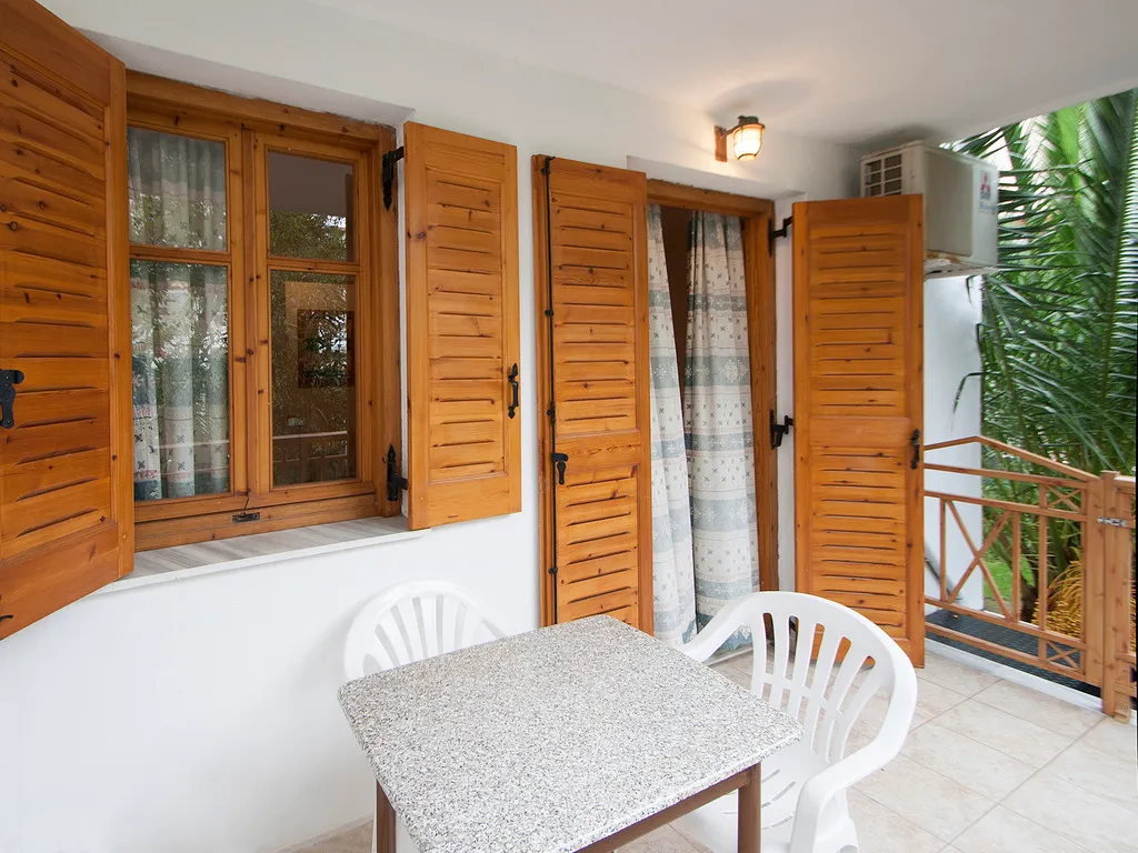 Double or Twin STANDARD Room, Pension Laura, Skiathos