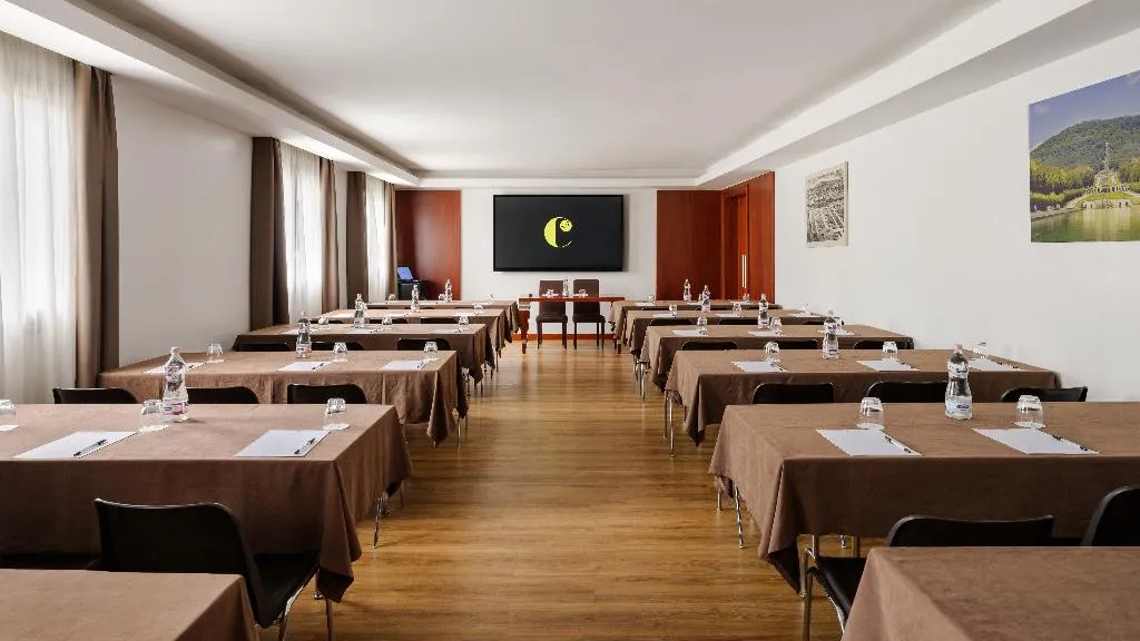 Conferences, Dei Cavalieri Caserta, Naples