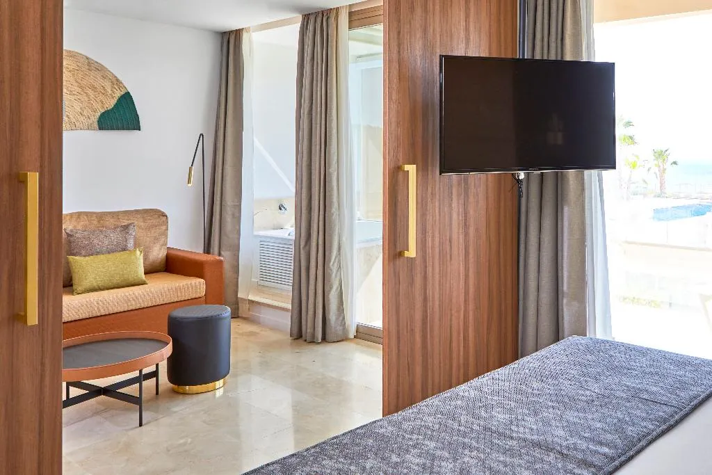 SUITE CAPACITY 2 Room, Zafiro Palace Andratx, Majorca
