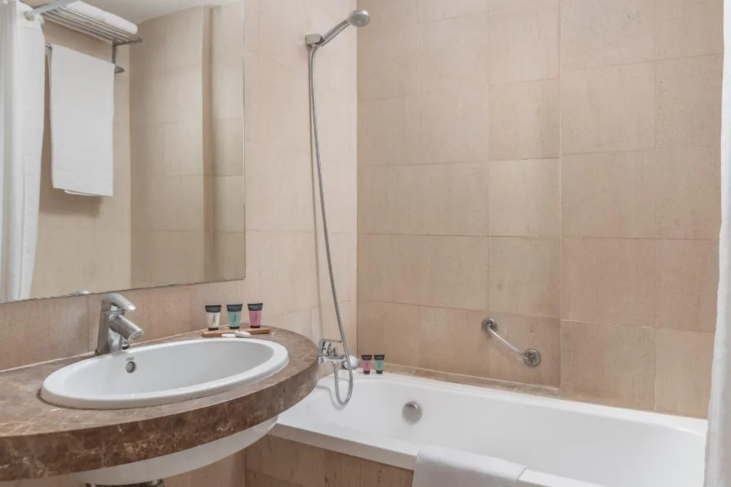 SINGLE STANDARD Room, Abbot, Barcelona