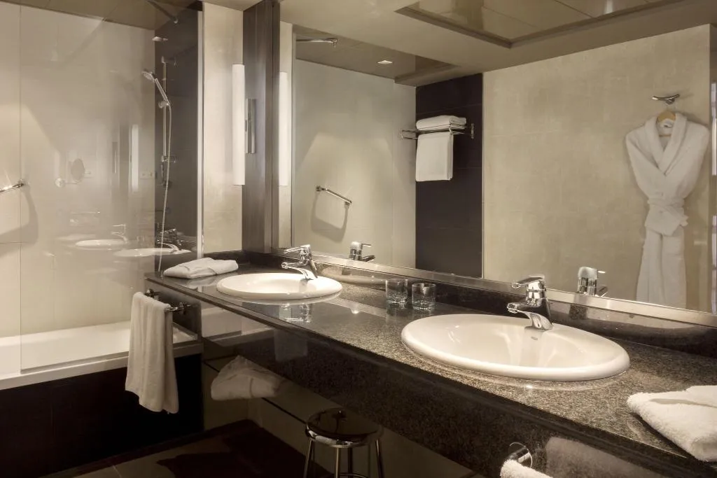 Room, Marriott Hotel Madrid Auditorium, Madrid