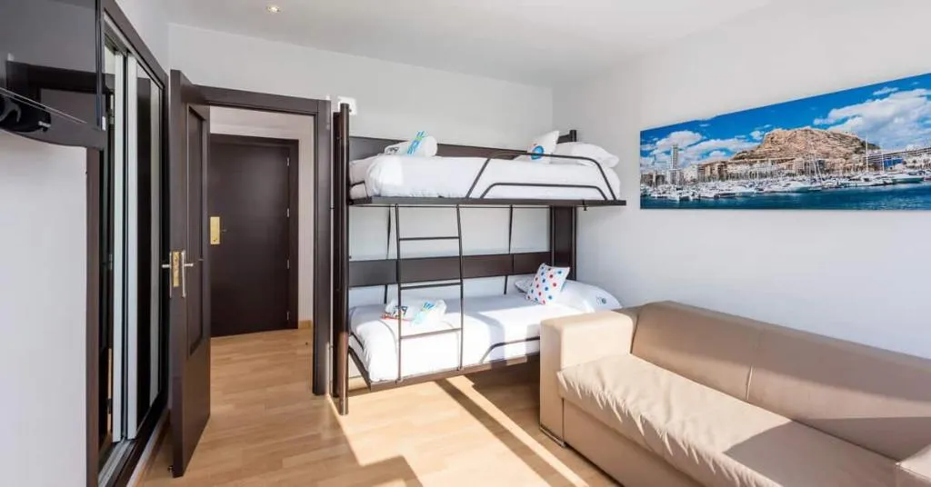 Room, Hotel Alicante Gran Sol Affiliated by Melia, Costa Blanca