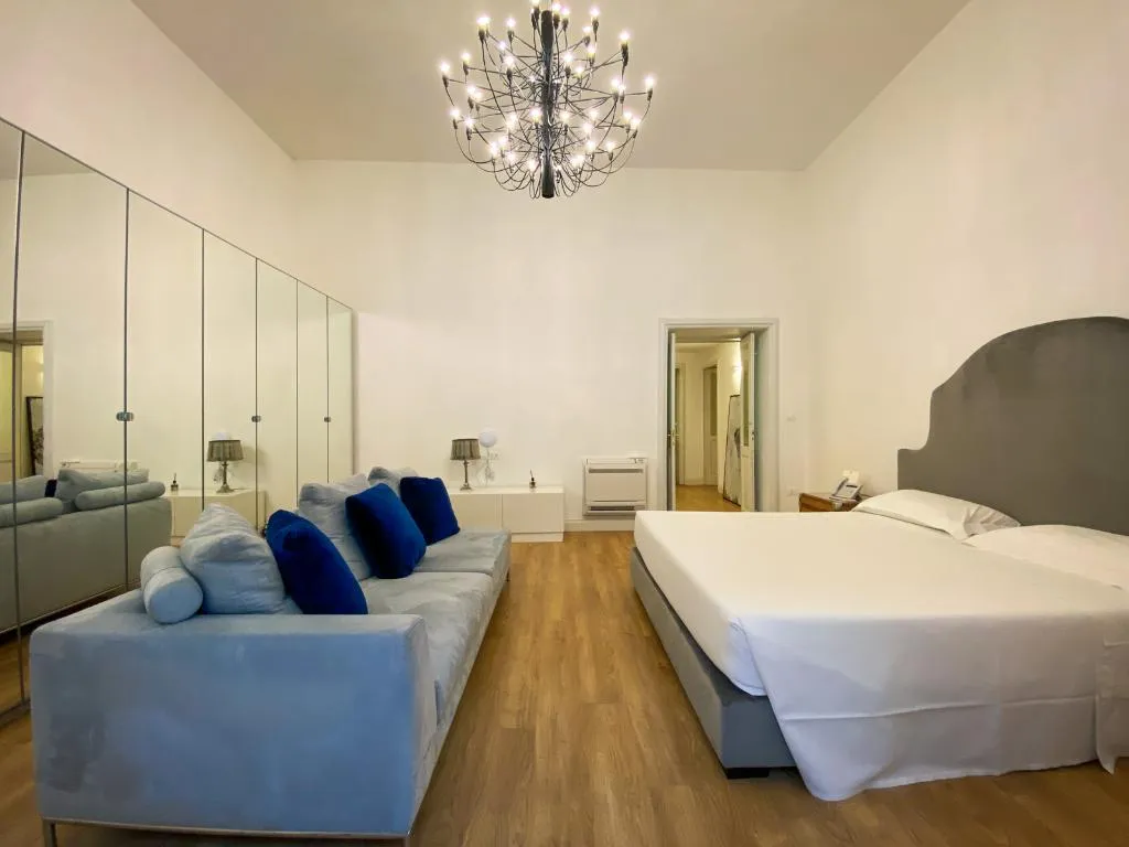 SUITE WITH BALCONY Room, La Dépendance Hotel, Catania