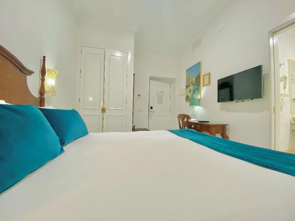 Room, Hotel Las Cortes De Cadiz, Costa De La Luz