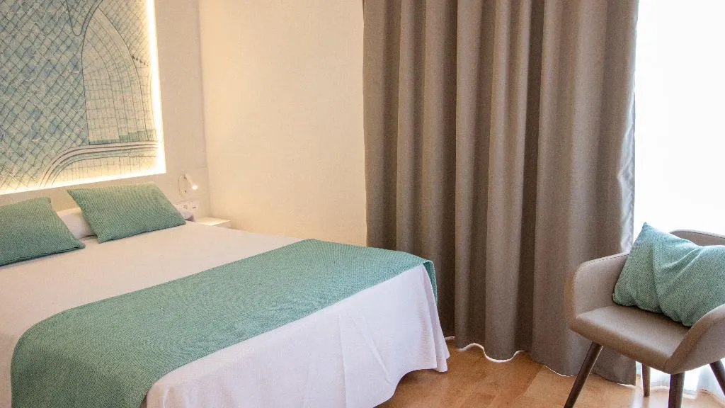 SINGLE STANDARD Room, Golden Taurus Aquapark Resort, Costa Brava