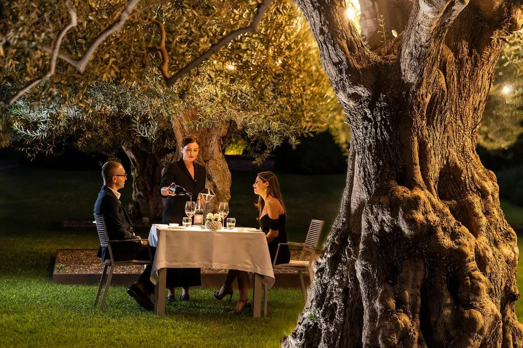 Restaurant, DonnaCarmela Resort & Lodges, Catania
