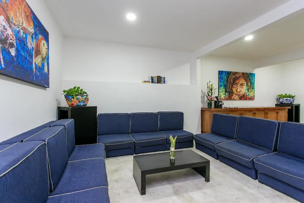 Lobby, Studio 30, Playa Del Carmen