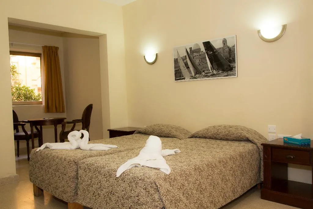 APARTMENT ONE BEDROOM Room, The Bugibba Hotel, Malta
