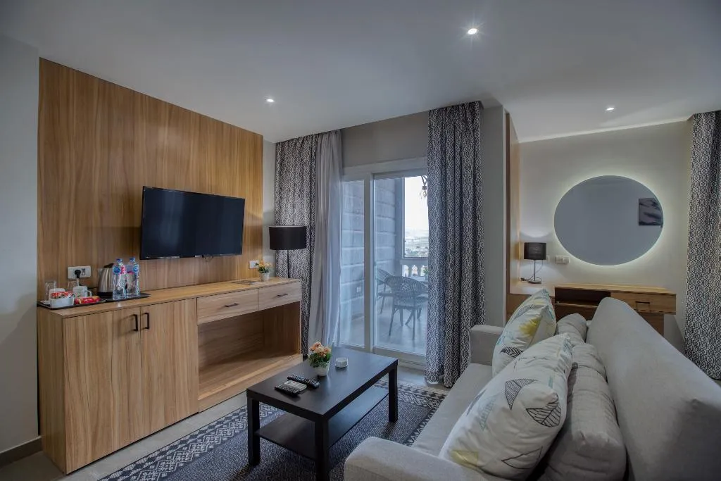 JUNIOR SUITE CAPACITY 4 Room, Locanda Museum Hotel, Cairo