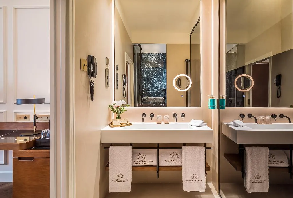 Room, Palacio Gran Via, A Royal Hideaway Hotel, Andalucia
