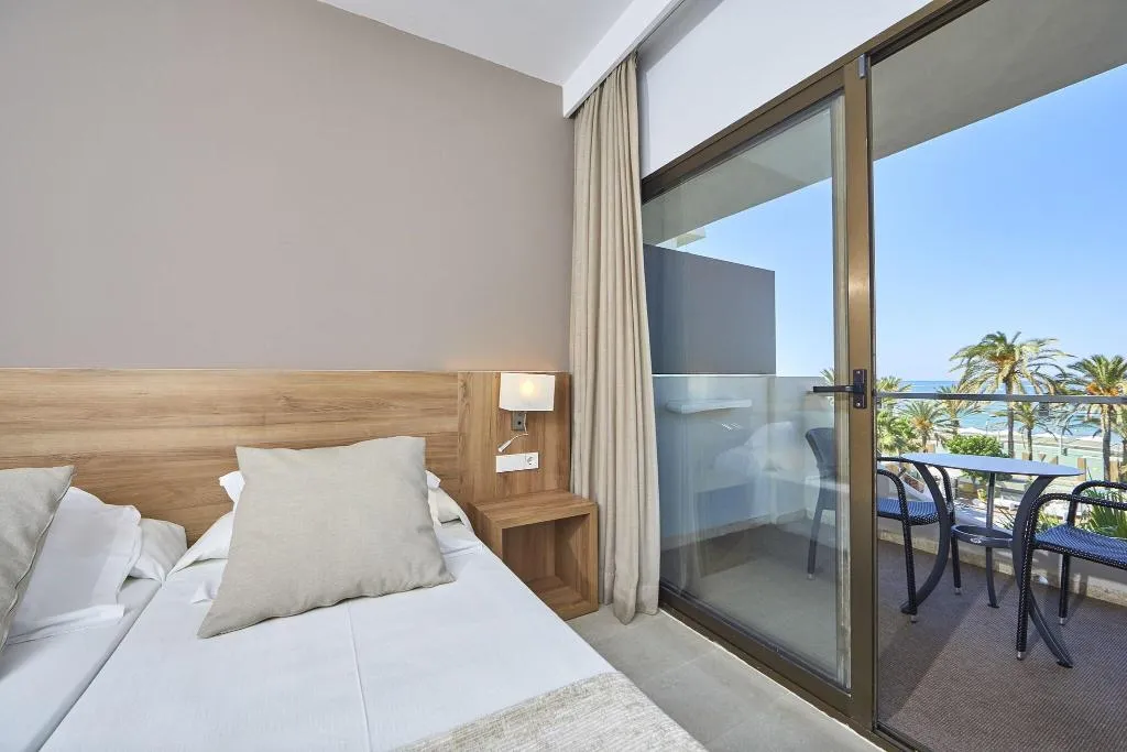 TWIN SEA VIEW WITH BALCONY Room, Playa Golf, Majorca