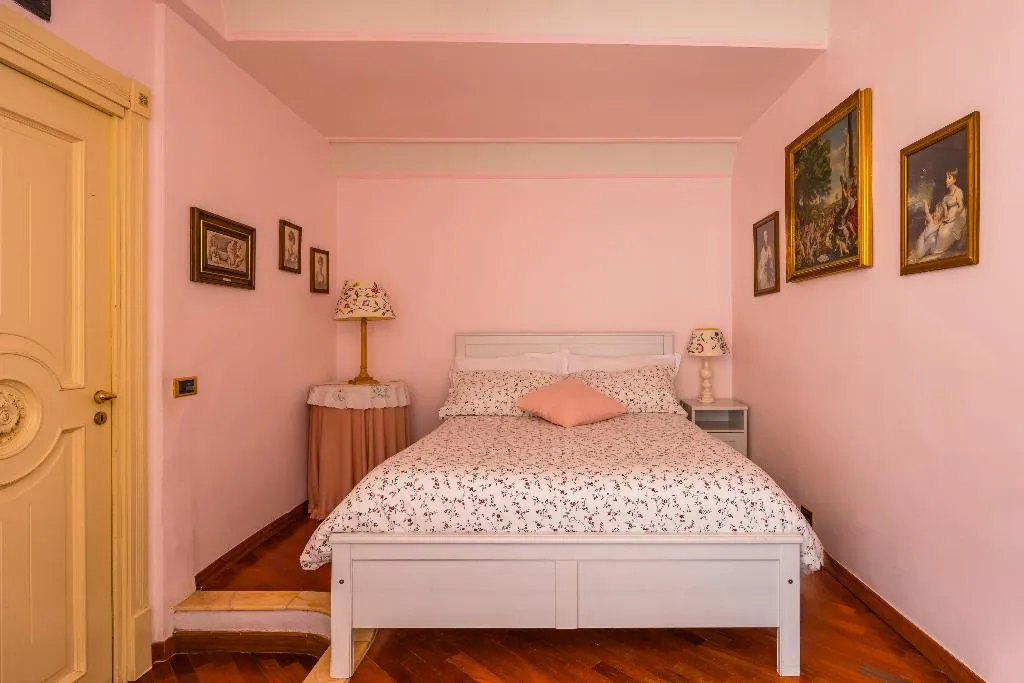 FAMILY ROOM DELUXE CITY VIEW Room, La Casa Di Bruno, Naples