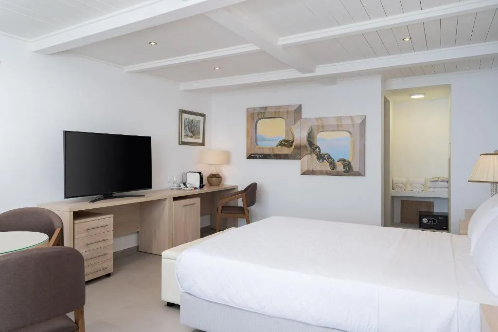 Room, Kratiras View Luxury Suites, Santorini