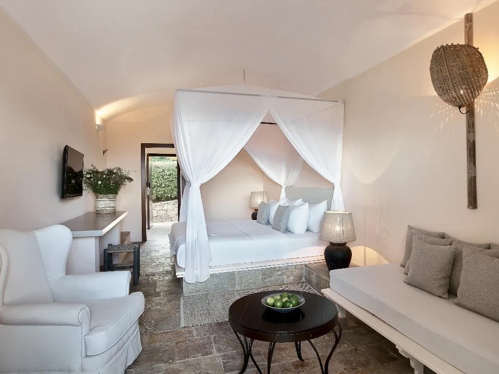 Double or Twin GARDEN VIEW Room, Grecotel Daphnila Bay, Corfu
