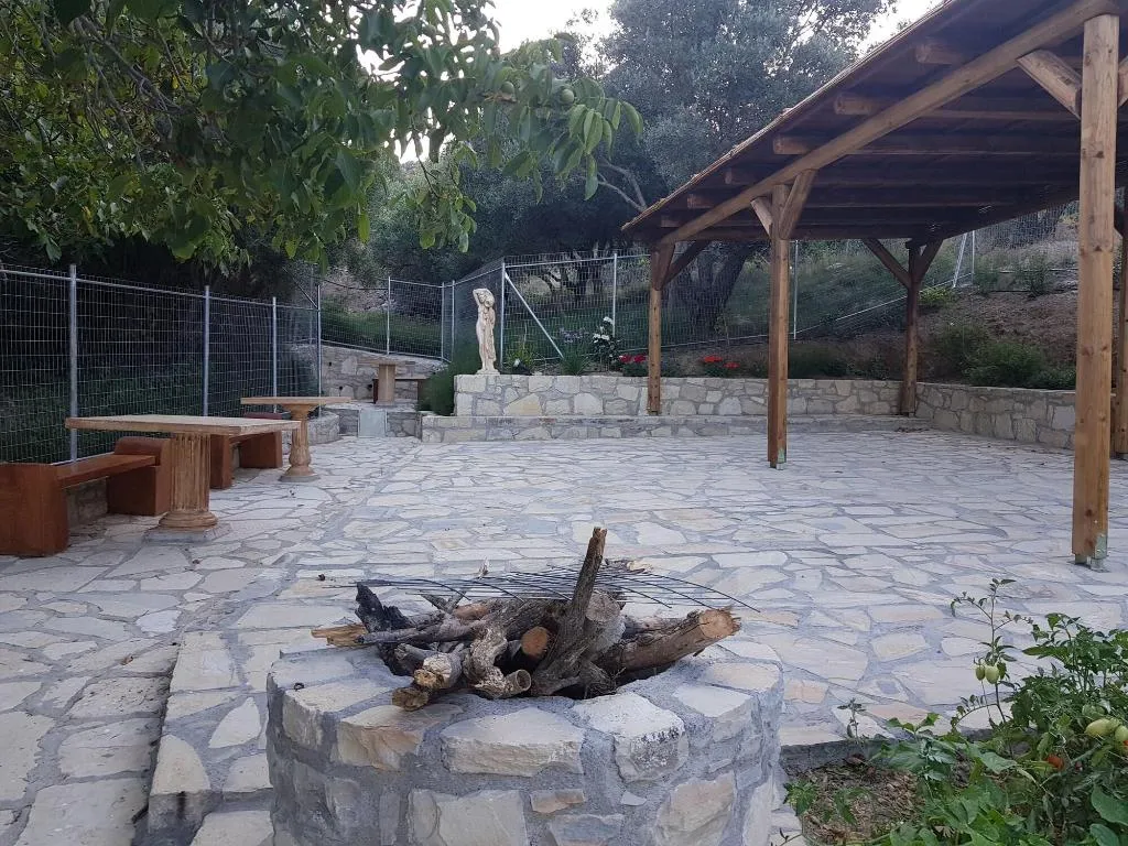 General view, Villa Daskalogianni, Crete
