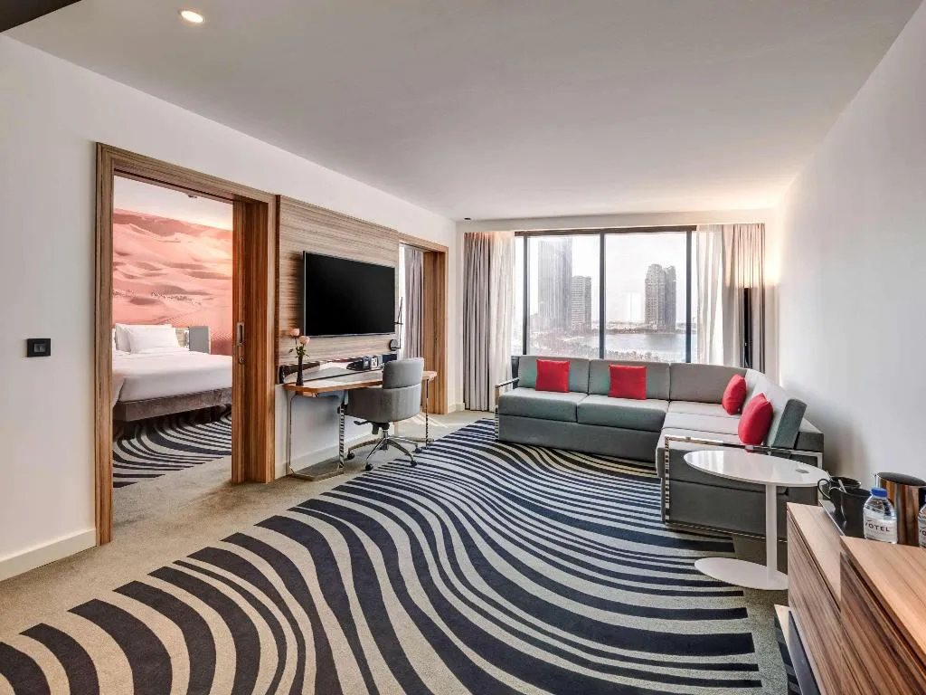 SUITE EXECUTIVE Room, Novotel Sharjah Expo Centre, Dubai