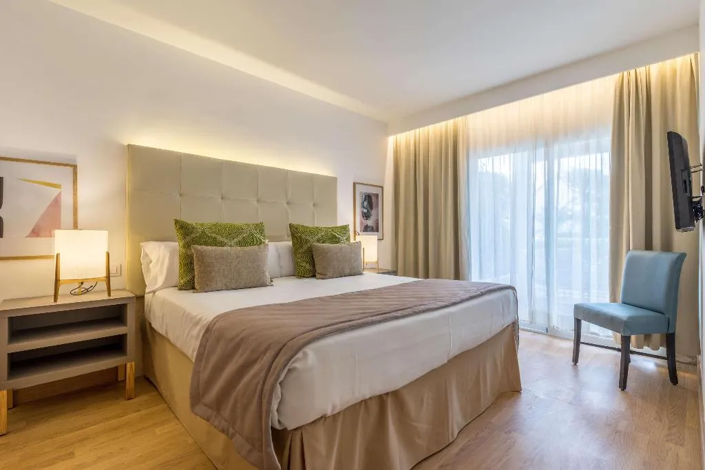 Room, Zafiro Bahia, Majorca