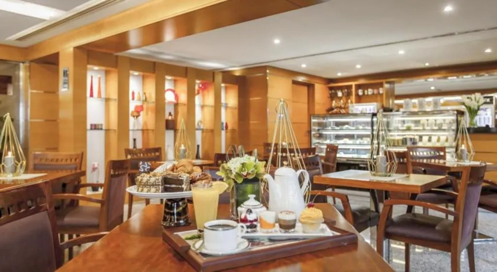 Restaurant, Golden Sands Hotel Apartments, Dubai